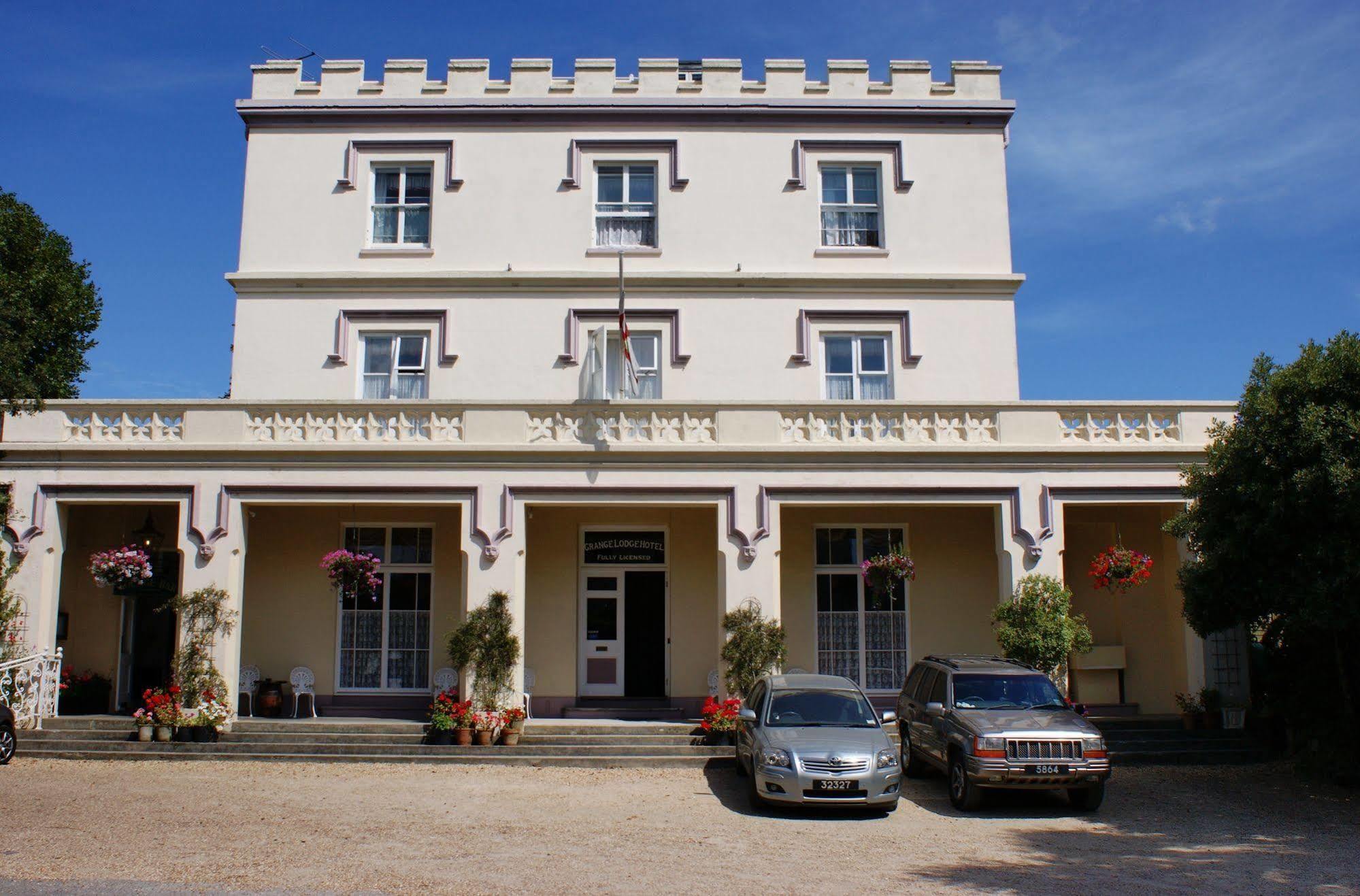Grange Lodge Hotel Saint Peter Port ภายนอก รูปภาพ